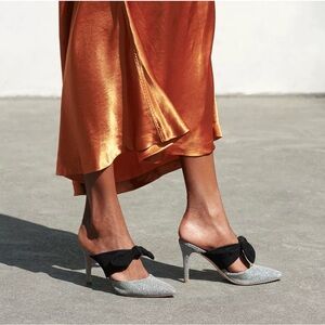 Loeffler Randall Silver and Black Kitten Heels with Bow Mule Size 8 pre-owned.